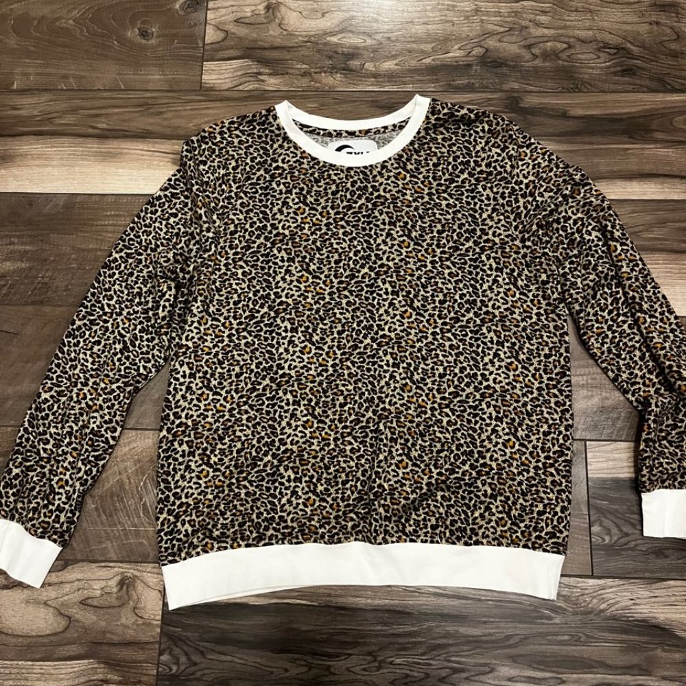 Zyia Leopard Print Long Sleeve Size Medium